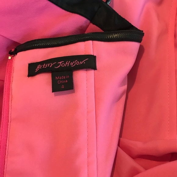 Betsey Johnson strapless pink dress with bow - Picture 6 of 8